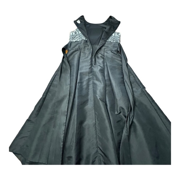 Sangria A-Line Lace Black Knee Length Dress Dressy Formal Party Women’s Size 8 - Picture 6 of 9